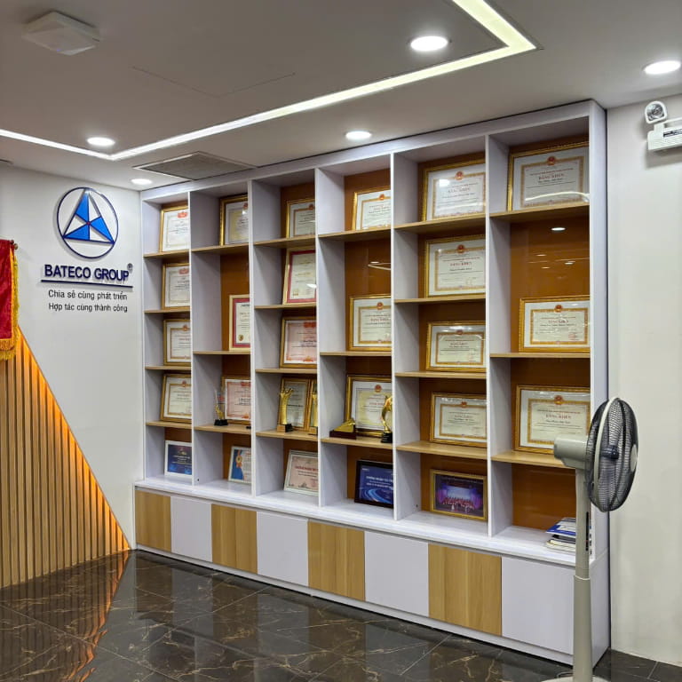 Kim Quy Golden chuyên sản xuất, cung cấp khung bằng khen Chính phủ cao cấp
