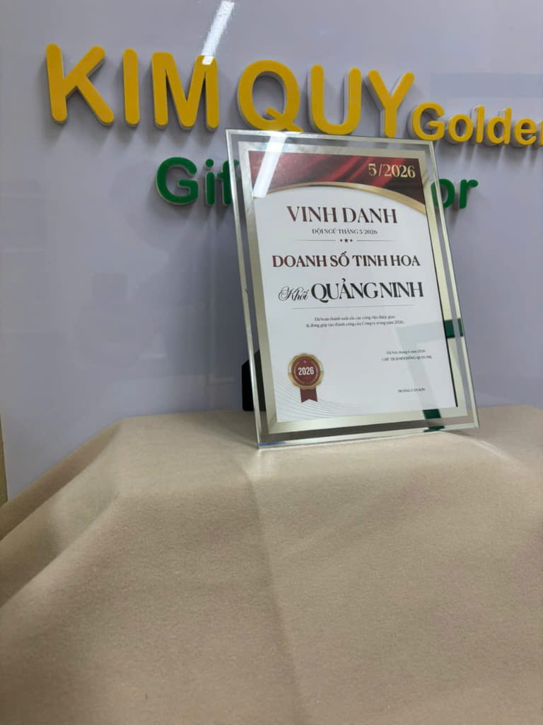 Kim Quy Golden chuyên cung cấp khung bằng khen dọc chất lượng